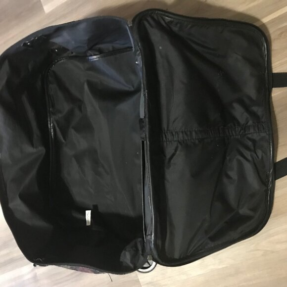 Two Piece Luggage Set For Weekend Overnight Travel - Picture 5 of 14